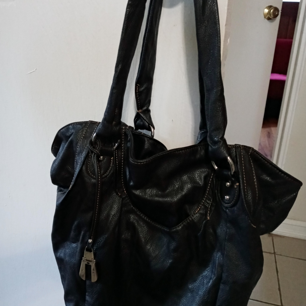 Villager woman bag